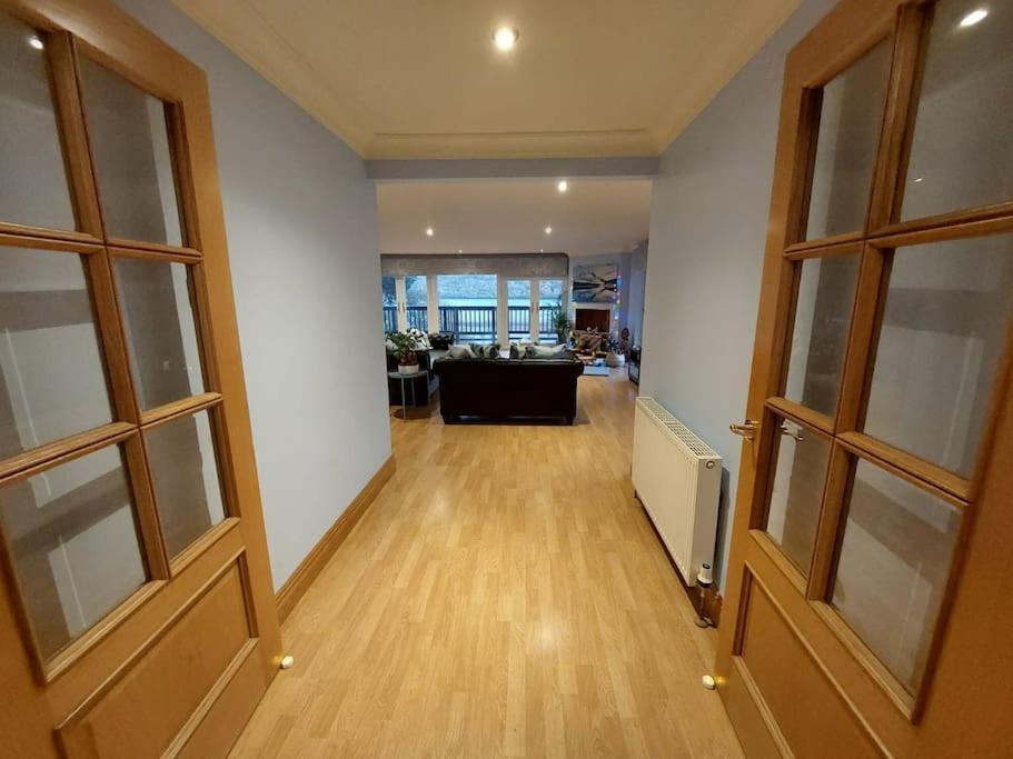 Waterside 3 Bed Cottage, Hot Tub, Sauna, Pvt Beach Arrochar Eksteriør billede